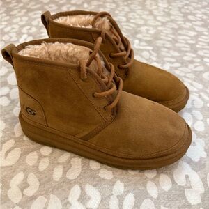 UGG Kids' Neumel II Sheepskin Chukka Boots